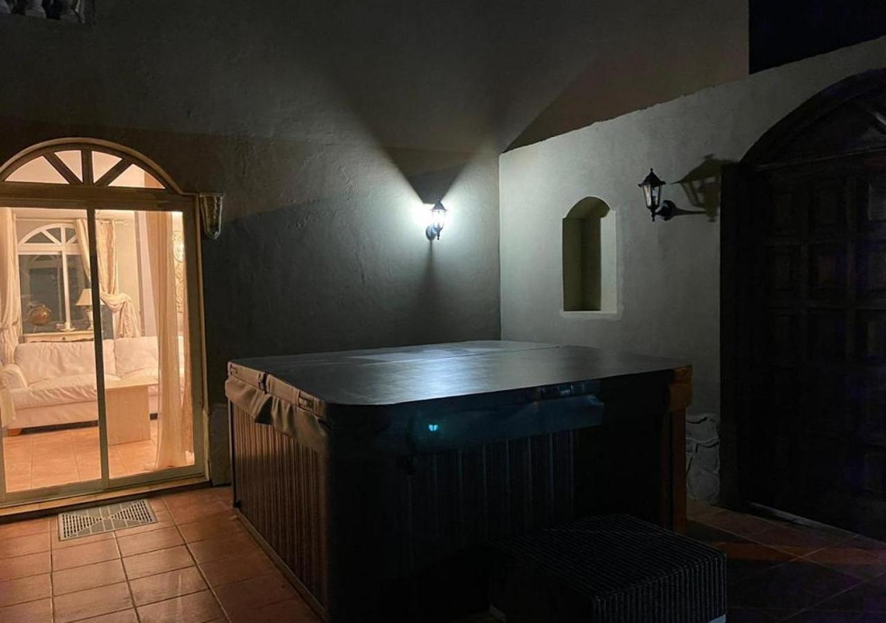 Amazing View El Medano Villa In With Jacuzzi מראה חיצוני תמונה